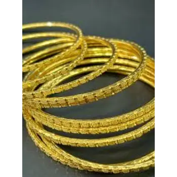 Perfect Gold Bangle
